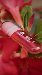 Gloss Labial – Collab Naturefarm + Lisa Oliva
